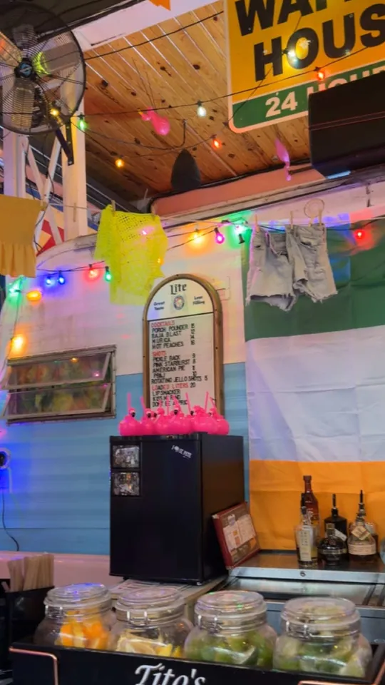 Video at Trailer Daddy, St. Petersburg
