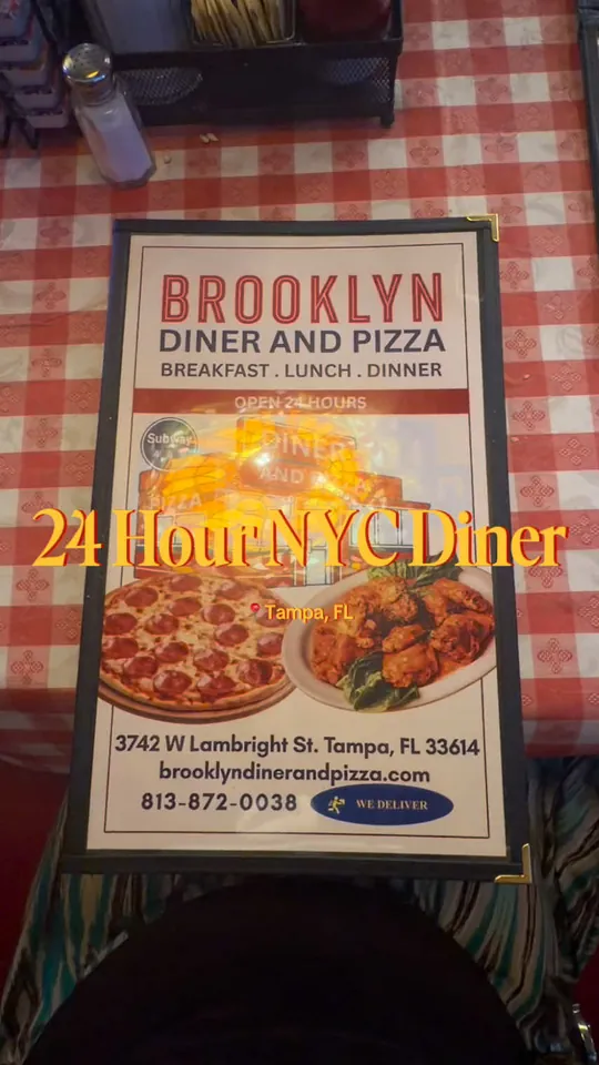 Pizza at Brooklyn Diner and Pizza, Tampa