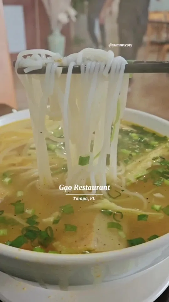 Chicken at Gạo Restaurant, Tampa – $9.95 on the menu