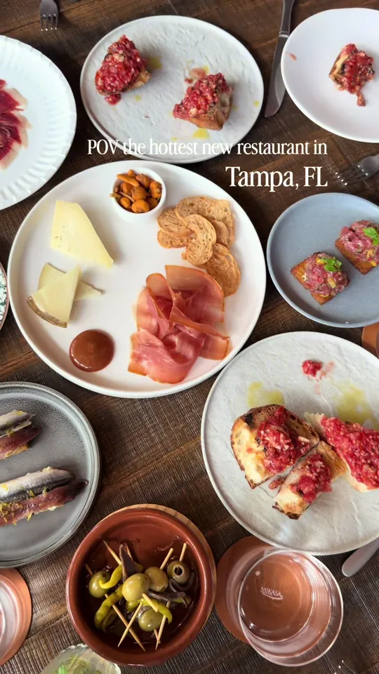 Video at Lumbre, Tampa