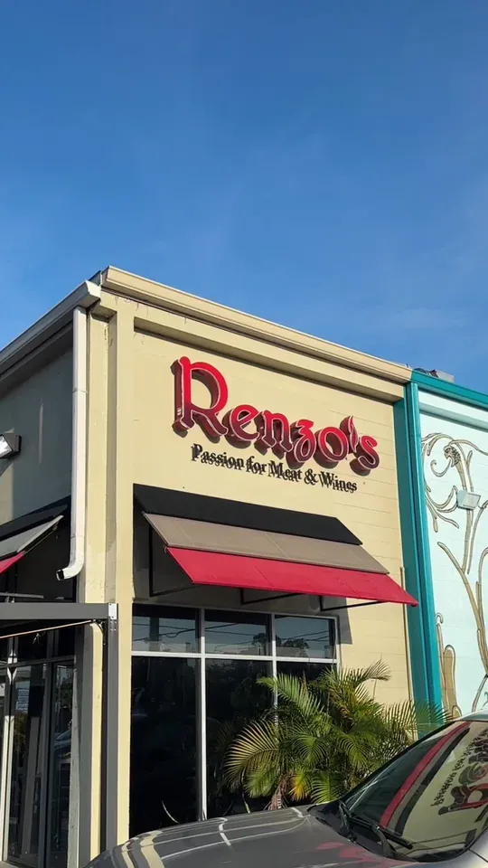 Video at Renzo's, Tampa