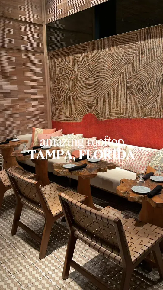 Video at Sal Y Mar, Tampa