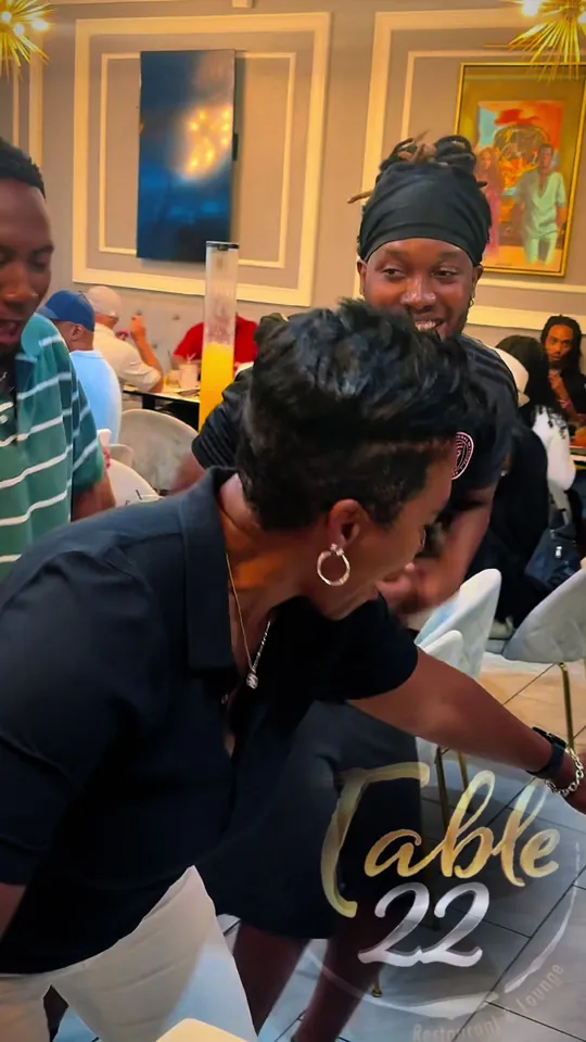Video at Table 22, Tampa