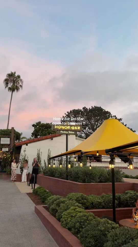 Cocktails at Del Mar - West Palm Beach, West Palm Beach – $17 on the menu