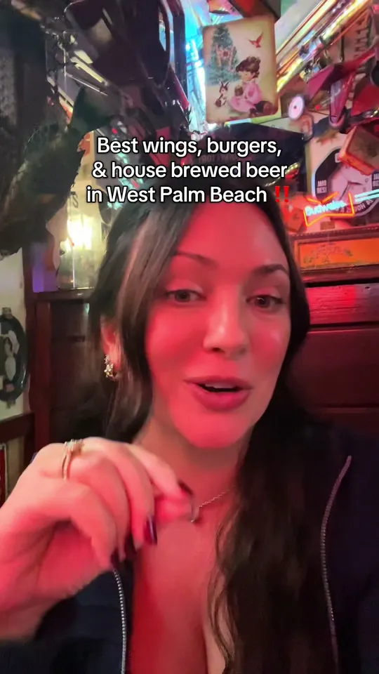 Burger at Dixie Grill & Brewery, West Palm Beach