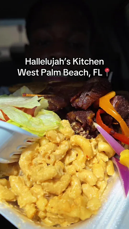 Wings at Hallelujah's Kitchen, West Palm Beach