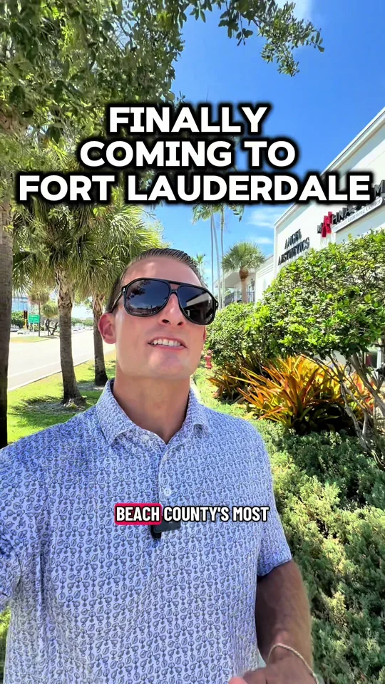 Video at Lynora's, West Palm Beach