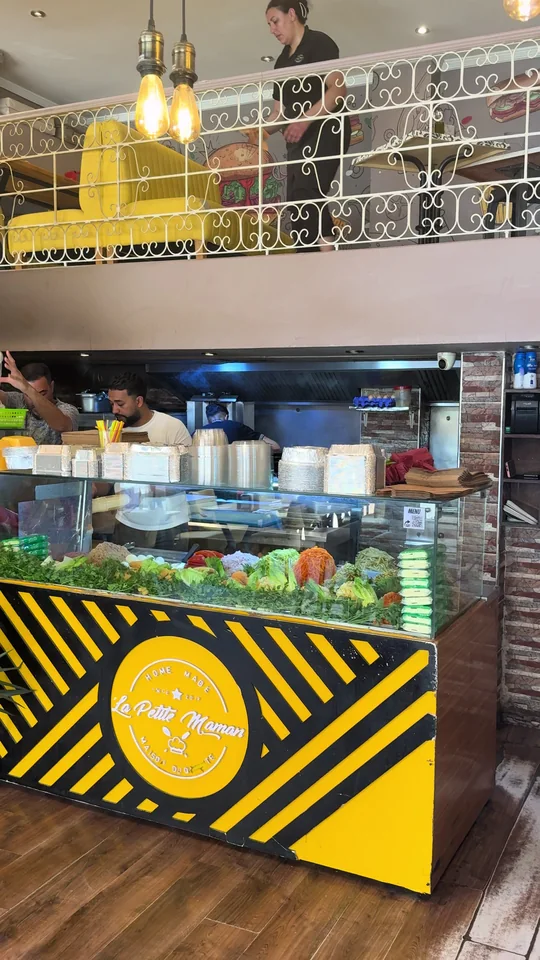 Video at Maman, West Palm Beach