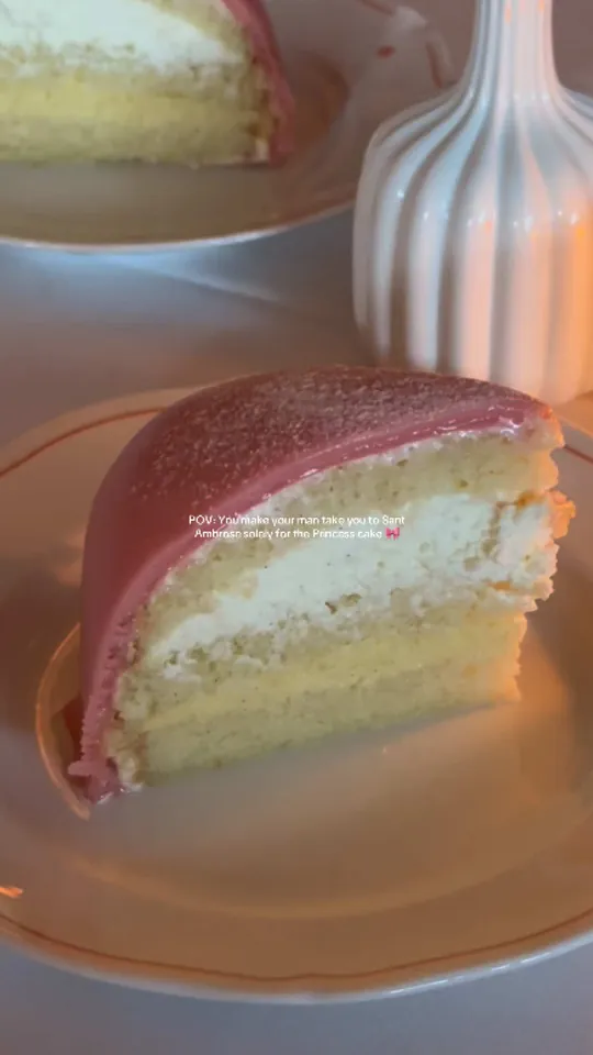 Video at Sant Ambroeus Palm Beach, West Palm Beach