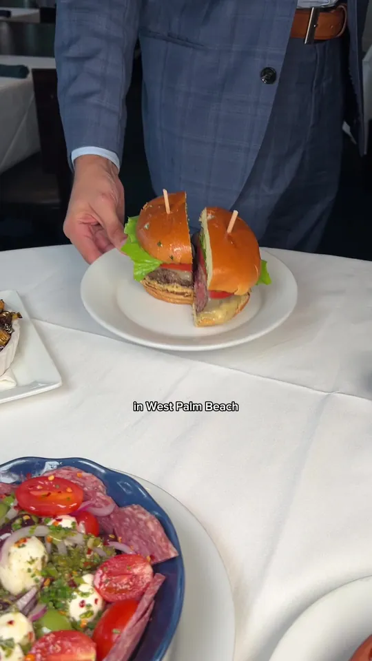 Burger at Table 26°, West Palm Beach