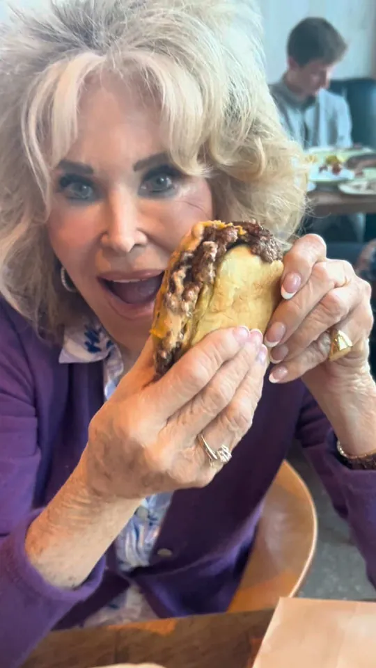 Burger at Tropical Smokehouse, West Palm Beach